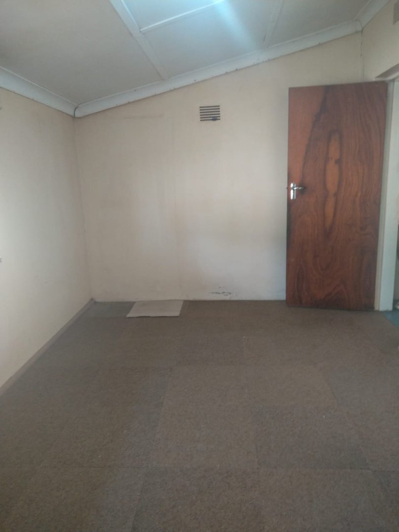 4 Bedroom Property for Sale in Leeudoringstad North West